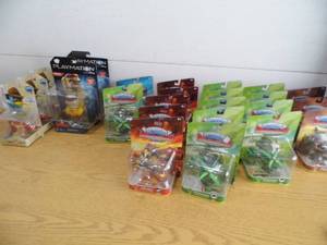 lot 21 image: New Toys