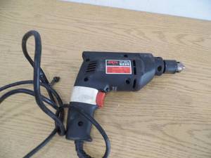 lot 44 image: Skil Drill