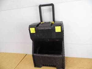 lot 51 image: Stanley Toolbox