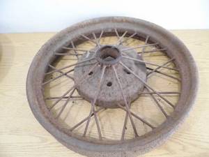 lot 57 image: Antique Car Rim