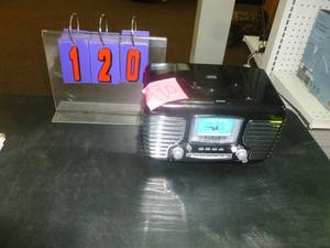 lot 120 image: Crosley cdradioalarm. As shown. SEE TERMS