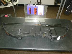 lot 159 image: Highfive Childs bow. As shown. SEE TERMS
