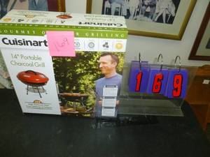 lot 169 image: Cuisinart 14 grill. As shown. SEE TERMS
