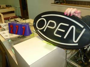 lot 277 image: Open Sign that works. As shown. SEE TERMS