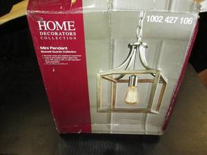 lot 129 image: Home Decorators Collection Mini Pen...