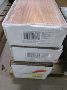 lot 138 image: 4 Cases Home Decorators Collection ...