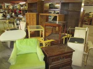 lot 174 image: Large Lot of Furniture, Chairs, Din...