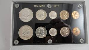 lot 3 image: 1958 Us Mint Set