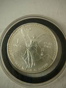 lot 111 image: 1993 Mexico Ley .999 1 onza