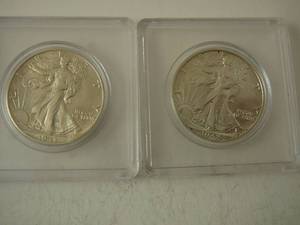 lot 118 image: 1943 &1942 Walking Liberty Half Dollars