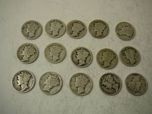 lot 139 image: 15 - Mercury Dimes