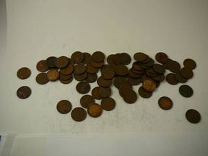 lot 141 image: 70 - Wheat Pennies