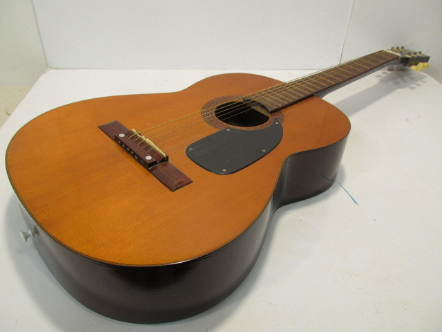 saturn acoustic guitar price