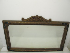 lot 40 image: Nice Antique Rectangular Wall Mirror