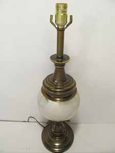 lot 51 image: Vintage STIFFEL Brass & Chrome Table Lamp