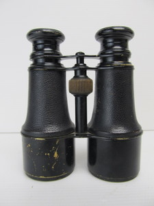 lot 134 image: Pair of Antique Brass & Leather Binoculars wCase