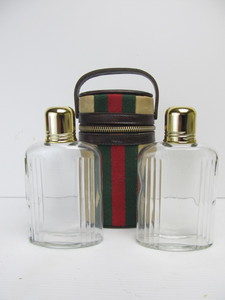 lot 206 image: Nice Vintage Double Flask Travel Set wCase