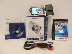 lot 188 image: Like New SONY Cyber-Shot Digital Camera - 12.1 Mp