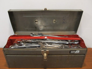lot 215 image: Metal Toolbox FULL of Wrenches Tools etc