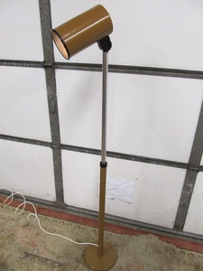 lot 233 image: Vintage Mid Century STUDIO FPM Adjustable Floor Lamp