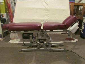Chiropractic bed