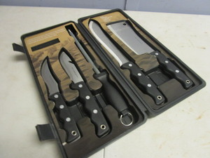 lot 141 image: HIGH DESERT STAINLESS STEEL KNIFE SET