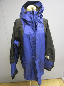lot 152 image: NORTH FACE GORE-TEX JACKET,  MENSL