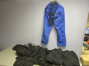 lot 159 image: PATAGONIA SNOW PANTS, SIZE 34, CABELAS GOOSE DOWN PANTS, WHITE SIERRA PANTS, GLOVES