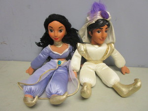 lot 173 image: DISNEY ALADDIN AND JASMINE DOLLS