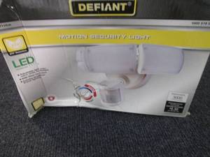 Defiant 270-Degree White Motion Act...