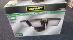 Defiant 1000 Lumen 180- Degree Bron...