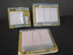 3 Hampton Bay Door Bells open box Y...