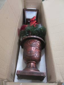 Prelit Lamppost open box Retail $59...