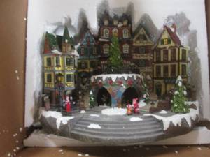 Holiday Scene open box Retail $99.9...