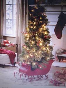 4-Ft. Tree in Red Sled open box Ret...