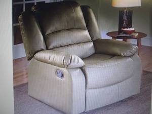 Overstuffed Recliner open box Retai...