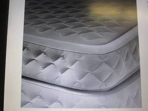 Supreme Airflow Airbed Twin open bo...