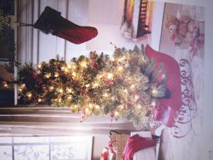 4-Ft. Tree in Red Sled open box Ret...