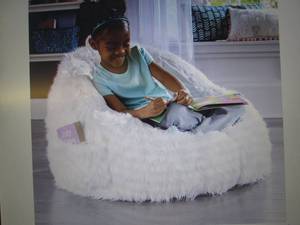 Faux-Fur Chair with Tablet Pocket o...