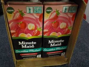 lot 129 image: Case of 8 -32 oz Minute Maid Smooth...