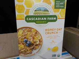 lot 183 image: Case of 10  - 13.5 Boxes Cascadian ...