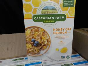lot 189 image: Case of 10  - 13.5 Boxes Cascadian ...