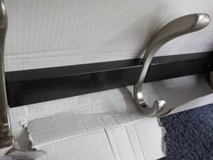 lot 259 image: Liberty 22 Softened Curve Hook Rai...