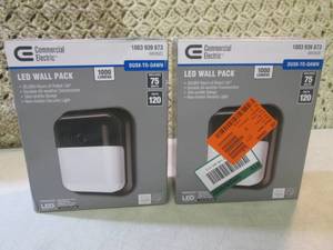 lot 19 image: Lot of 2 12-Watt Integrated LED Wal...