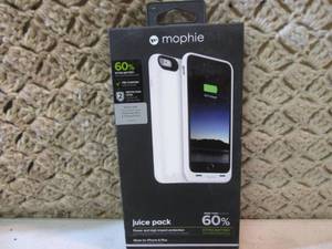 lot 66 image: Mophie Juice Pack Case in White for...