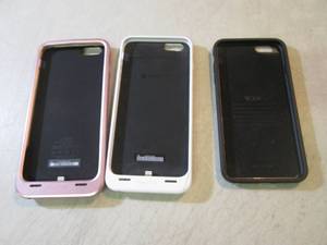 lot 68 image: 2 Mophie Juice Pack Cases and Other...