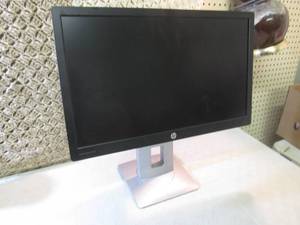 lot 79 image: 21 HP Elite Display E222 Monitor  ...