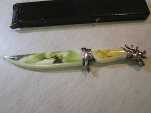 lot 92 image: 13 Decorative Elk Knife with Hard ...
