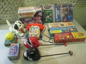 lot 115 image: Lot of Misc Vintage Toys Etc  A-4...