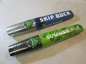 lot 131 image: Lot of 2 Summit Beer Tap Handles  ...
